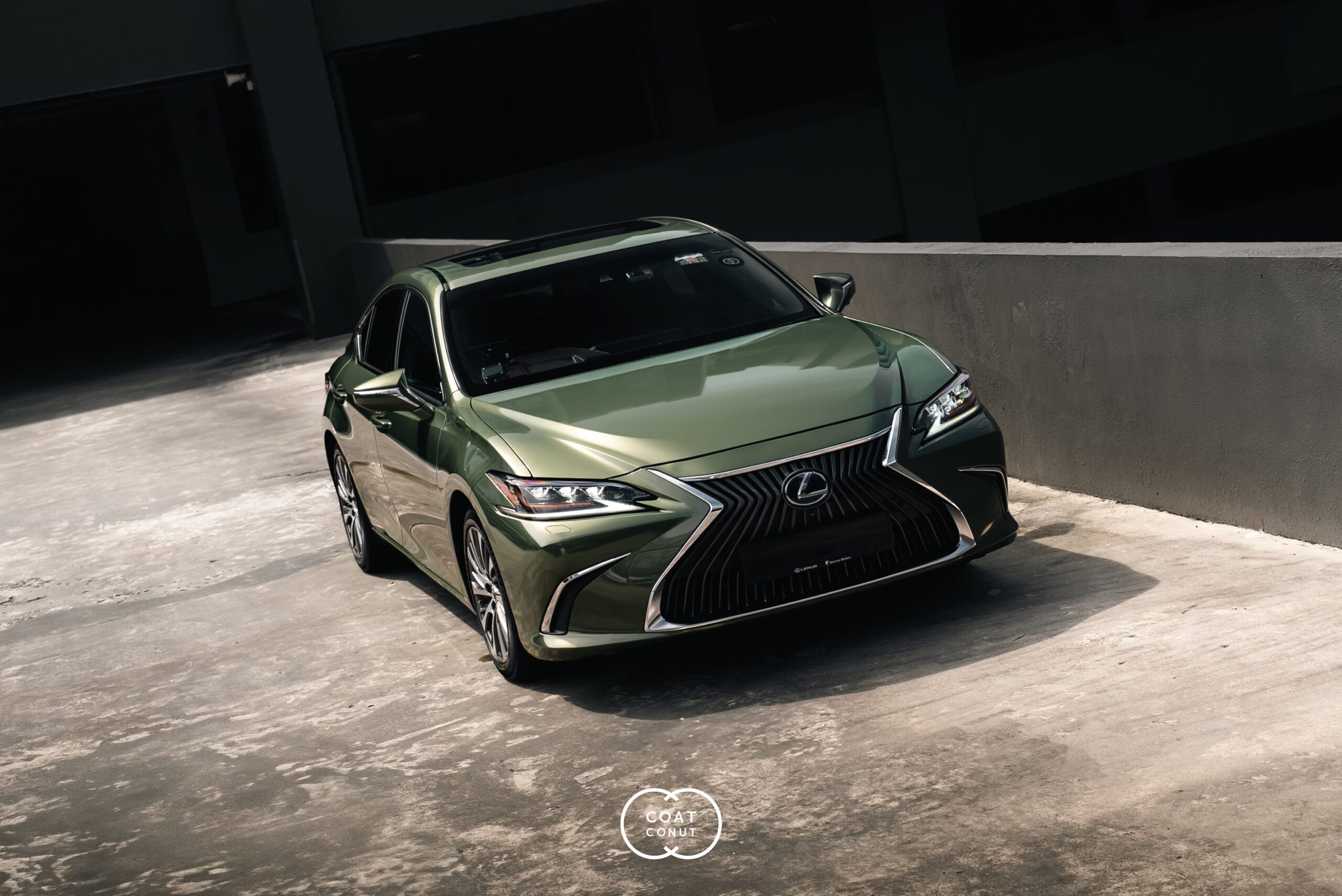 Lexus ES300h with a full khaki green colour-change vinyl wrap